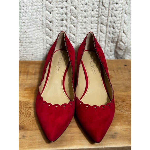 Talbots Women's‎ Red Wine Suede Wedge Heels Size 8M Scalloped Leather Ruffle - Picture 1 of 7